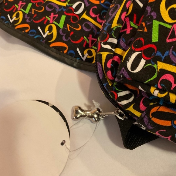 Disney 101 Dalmatians Shoulder Bag & Winnie The Pooh Vacuum Flask, Thermos - Picture 9 of 14